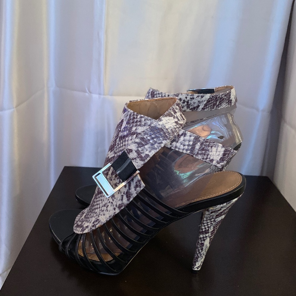 Women high heels